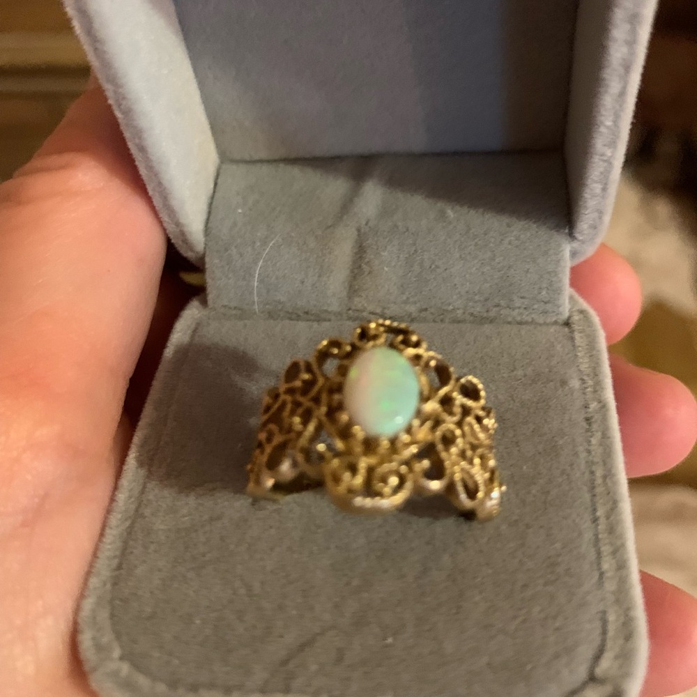 Estate Filigree Opal Ring 14k solid gold